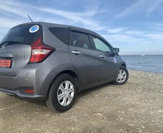 Nissan Note 2019 的 Petrol 1.2L 发动机，在 在拉纳卡 出租。