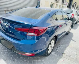 Hyundai Elantra 租赁。在 阿联酋 出租的 舒适性, 高级 汽车 ✓ Deposit of 1000 AED ✓ 提供 TPL, CDW 保险选项。