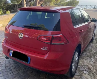 在 在阿尔巴尼亚 租赁 Volkswagen Golf 7 2016 汽车，特点包括 ✓ 使用 Diesel 燃料和 110 马力 ➤ 起价 20 EUR 每天。