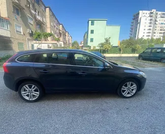 租车 Volvo V60 #7290 Manual 在 在都拉斯，配备 2.0L 发动机 ➤ 来自 Erald 在阿尔巴尼亚。