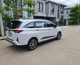 租车 Toyota Veloz #6602 Automatic 在 曼谷廊曼机场，配备 1.5L 发动机 ➤ 来自 卡萨姆 在泰国。