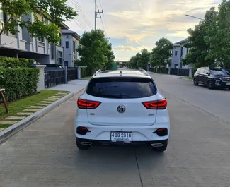 MG ZS 2022 的 Petrol 1.5L 发动机，在 曼谷廊曼机场 出租。