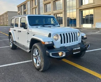 租赁 Jeep Wrangler Sahara 的正面视图，在巴库, 阿塞拜疆 ✓ 汽车编号 #7960。✓ Automatic 变速箱 ✓ 0 评论。