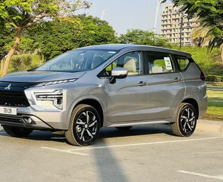 Mitsubishi Xpander 租赁。在 阿联酋 出租的 舒适性, 小型货车 汽车 ✓ Without Deposit ✓ 提供 TPL, FDW, Young 保险选项。