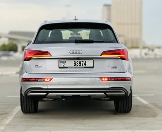 Audi Q5 租赁。在 阿联酋 出租的 舒适性, 高级, 交叉 汽车 ✓ Without Deposit ✓ 提供 TPL, FDW, Young 保险选项。