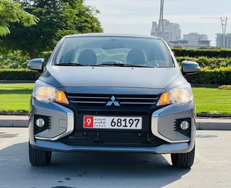 租赁 Mitsubishi Attrage 的正面视图，在迪拜, 阿联酋 ✓ 汽车编号 #8315。✓ Automatic 变速箱 ✓ 8 评论。