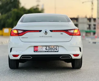 在 阿联酋 租赁 Renault Megane Sedan 2023 汽车，特点包括 ✓ 使用 Petrol 燃料和 115 马力 ➤ 起价 85 AED 每天。