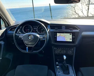 租车 Volkswagen Tiguan #8262 Automatic 在 在 Rafailovici，配备 2.0L 发动机 ➤ 来自 尼古拉 在黑山。