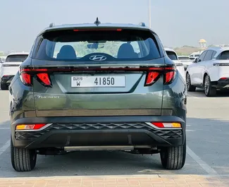 在 阿联酋 租赁 Hyundai Tucson 2024 汽车，特点包括 ✓ 使用 Petrol 燃料和 170 马力 ➤ 起价 115 AED 每天。