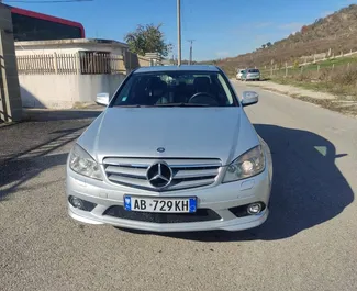 租车 Mercedes-Benz C220 d #8252 Automatic 在 在地拉那，配备 2.2L 发动机 ➤ 来自 阿图尔 在阿尔巴尼亚。