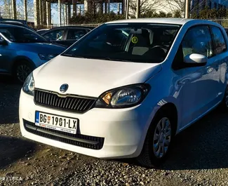 租赁 Skoda Citigo 的正面视图，贝尔格莱德机场, 塞尔维亚 ✓ 汽车编号 #8445。✓ Manual 变速箱 ✓ 1 评论。