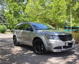 租赁 Dodge Journey 的正面视图，在埃里温, 亚美尼亚 ✓ 汽车编号 #9055。✓ Automatic 变速箱 ✓ 0 评论。