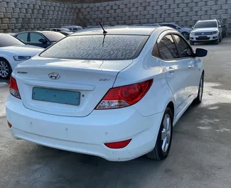 Hyundai Accent 租赁。在 在阿尔巴尼亚 出租的 经济 汽车 ✓ Without Deposit ✓ 提供 TPL, FDW, Abroad 保险选项。