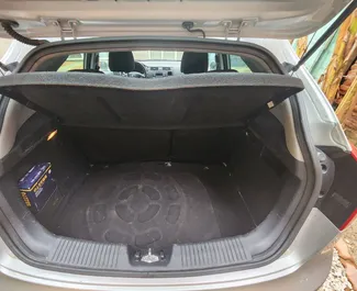 Kia Rio 2016 在 在库塔伊西 可租赁，具有 unlimited 里程限制。