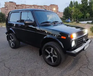租车 Lada Niva #9412 Manual 在 在埃里温，配备 1.7L 发动机 ➤ 来自 阿森 在亚美尼亚。