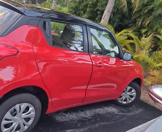 租车 Suzuki Swift #9420 Automatic 在 在毛里求斯，配备 1.2L 发动机 ➤ 来自 Khoushboo 在毛里求斯。