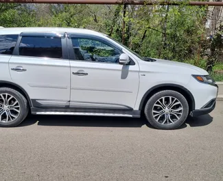 租车 Mitsubishi Outlander Xl #9706 Automatic 在 在第比利斯，配备 3.0L 发动机 ➤ 来自 Grigol 在格鲁吉亚。