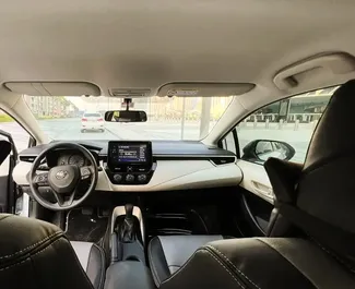 Toyota Corolla Sedan 租赁。在 阿联酋 出租的 经济, 舒适性 汽车 ✓ Deposit of 700 AED ✓ 提供 TPL, SCDW, Theft 保险选项。