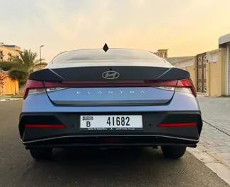 租车 Hyundai Elantra #9935 Automatic 在 在迪拜，配备 2.0L 发动机 ➤ 来自 穆罕默德 阿联酋。