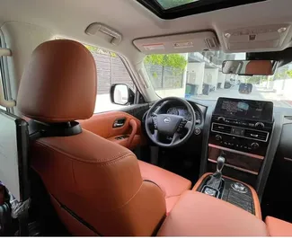 Nissan Patrol 租赁。在 阿联酋 出租的 高级, 豪华, SUV 汽车 ✓ Deposit of 1200 AED ✓ 提供 TPL, SCDW, Theft 保险选项。