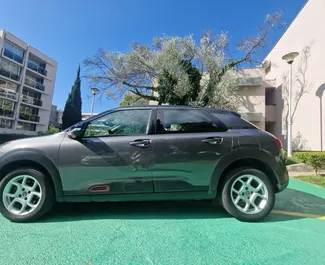 在 在黑山 租赁 Citroen C4 Cactus 2020 汽车，特点包括 ✓ 使用 Diesel 燃料和 120 马力 ➤ 起价 25 EUR 每天。