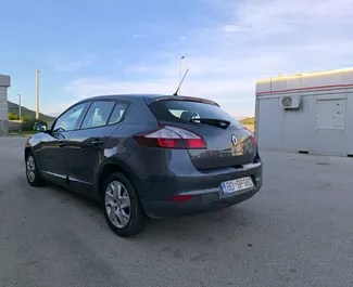 Renault Megane 租赁。在 在黑山 出租的 舒适性 汽车 ✓ Without Deposit ✓ 提供 TPL, SCDW, Passengers, Abroad 保险选项。