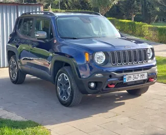 在 在格鲁吉亚 租赁 Jeep Renegade 2019 汽车，特点包括 ✓ 使用 Petrol 燃料和 180 马力 ➤ 起价 110 GEL 每天。