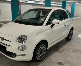 租赁 Fiat 500 Cabrio 的正面视图，在巴塞罗那, 西班牙 ✓ 汽车编号 #10758。✓ Automatic 变速箱 ✓ 0 评论。