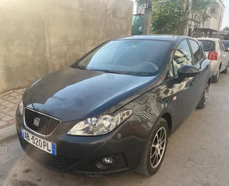 租车 SEAT Ibiza #10909 Manual 在 地拉那机场，配备 1.4L 发动机 ➤ 来自 罗密欧 在阿尔巴尼亚。