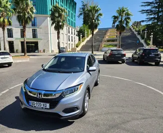 租赁 Honda HR-V 的正面视图，在库塔伊西, 格鲁吉亚 ✓ 汽车编号 #10950。✓ Automatic 变速箱 ✓ 2 评论。