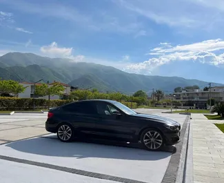 在 在塞尔维亚 租赁 BMW 320d Gran Turismo 2019 汽车，特点包括 ✓ 使用 Diesel 燃料和 200 马力 ➤ 起价 60 EUR 每天。