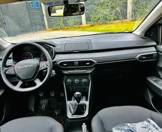 在 在摩洛哥 租赁 Dacia Sandero 2024 汽车，特点包括 ✓ 使用 Diesel 燃料和 5 马力 ➤ 起价 25 USD 每天。