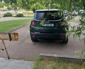 在 在格鲁吉亚 租赁 Jeep Renegade 2021 汽车，特点包括 ✓ 使用 Petrol 燃料和 169 马力 ➤ 起价 80 GEL 每天。