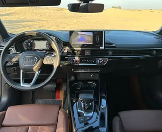 Audi A4 内饰，阿联酋 出租。一辆优秀的 5 座位车，配备 Automatic 变速箱。