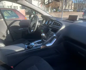 Peugeot 3008 租赁。在 在黑山 出租的 舒适性, 交叉 汽车 ✓ Without Deposit ✓ 提供 TPL, SCDW, Abroad, No Deposit 保险选项。