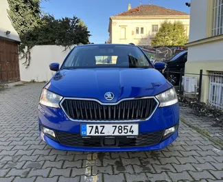 租车 Skoda Fabia Combi #387 Manual 在 在布拉格，配备 1.0L 发动机 ➤ 来自 亚历山大 在捷克。