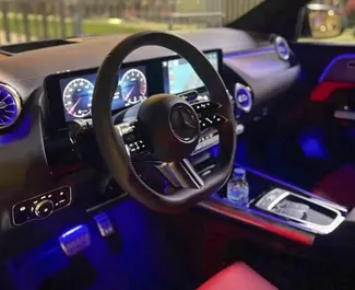 租车 Mercedes-Benz GLA220 #11403 Automatic 在 在迪拜，配备 1.3L 发动机 ➤ 来自 穆罕默德 阿联酋。