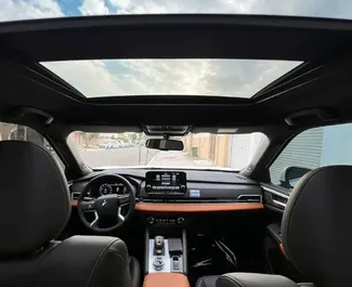 租赁 Mitsubishi Outlander 的正面视图，在迪拜, 阿联酋 ✓ 汽车编号 #11623。✓ Automatic 变速箱 ✓ 0 评论。