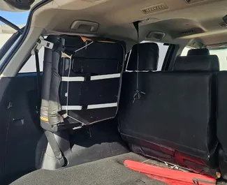 租赁 Toyota Fortuner 的正面视图，在迪拜, 阿联酋 ✓ 汽车编号 #11629。✓ Automatic 变速箱 ✓ 0 评论。