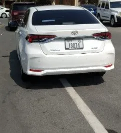 租赁 Toyota Corolla Sedan 的正面视图，在迪拜, 阿联酋 ✓ 汽车编号 #11636。✓ Automatic 变速箱 ✓ 0 评论。