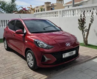 在 阿联酋 租赁 Hyundai i10 2024 汽车，特点包括 ✓ 使用 Petrol 燃料和 74 马力 ➤ 起价 97 AED 每天。