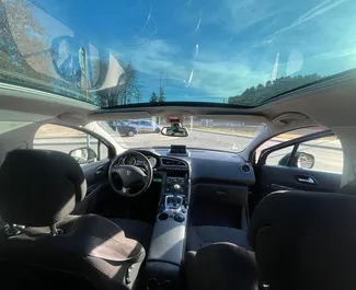 Peugeot 3008 2012 的 Diesel 1.6L 发动机，在 在布德瓦 出租。