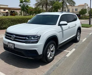 租赁 Volkswagen Atlas 的正面视图，在迪拜, 阿联酋 ✓ 汽车编号 #11380。✓ Automatic 变速箱 ✓ 0 评论。