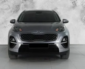 在 在阿塞拜疆 租赁 Kia Sportage 2021 汽车，特点包括 ✓ 使用 Petrol 燃料和  马力 ➤ 起价 90 AZN 每天。