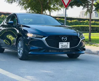 租赁 Mazda 3 的正面视图，在迪拜, 阿联酋 ✓ 汽车编号 #11892。✓ Automatic 变速箱 ✓ 0 评论。