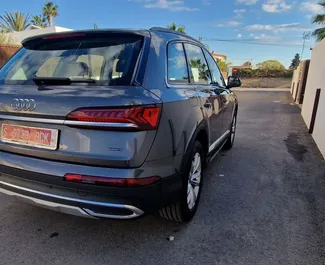 租车 Audi Q7 #11969 Automatic 在 在阿利坎特，配备 3.0L 发动机 ➤ 来自 叶夫赫尼娅 在西班牙。
