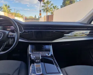 Audi Q7 租赁。在 在西班牙 出租的 高级, SUV, 交叉 汽车 ✓ Deposit of 2000 EUR ✓ 提供 TPL 保险选项。