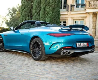 在 在西班牙 租赁 Mercedes-Benz SLK Cabrio 2025 汽车，特点包括 ✓ 使用 Petrol 燃料和  马力 ➤ 起价 500 EUR 每天。