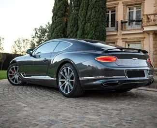 在 在西班牙 租赁 Bentley Continental GTC 2020 汽车，特点包括 ✓ 使用 Petrol 燃料和 650 马力 ➤ 起价 1000 EUR 每天。
