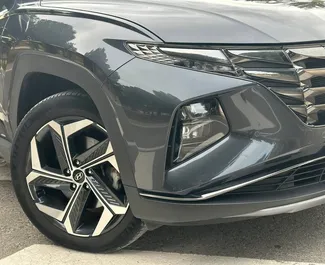 Hyundai Tucson 2021 的 Hybrid 1.6L 发动机，在 在阿利坎特 出租。